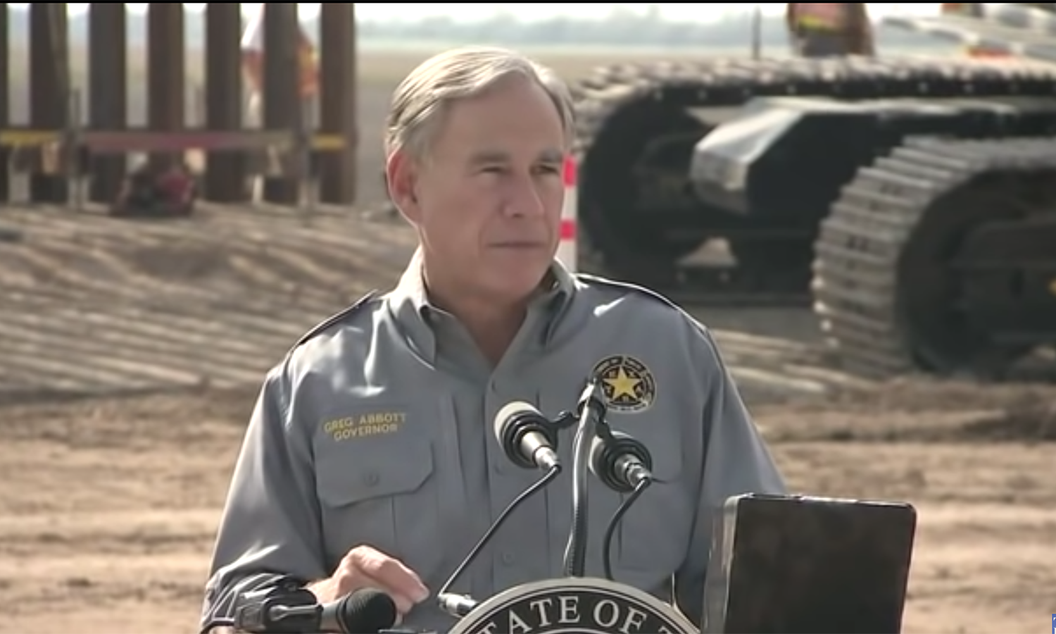 Abbott debuts Texas border wall construction in Rio Grande City - The ...