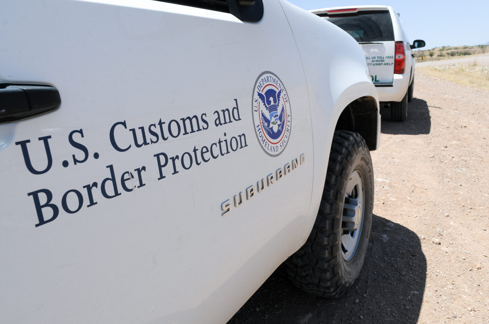 Illegal southwest border crossings drop 95% to lowest level in U.S ...