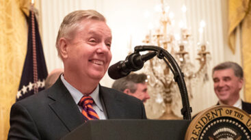 By The White House from Washington, DC - President Trump Welcomes the Clemson Tigers to the White House, Public Domain